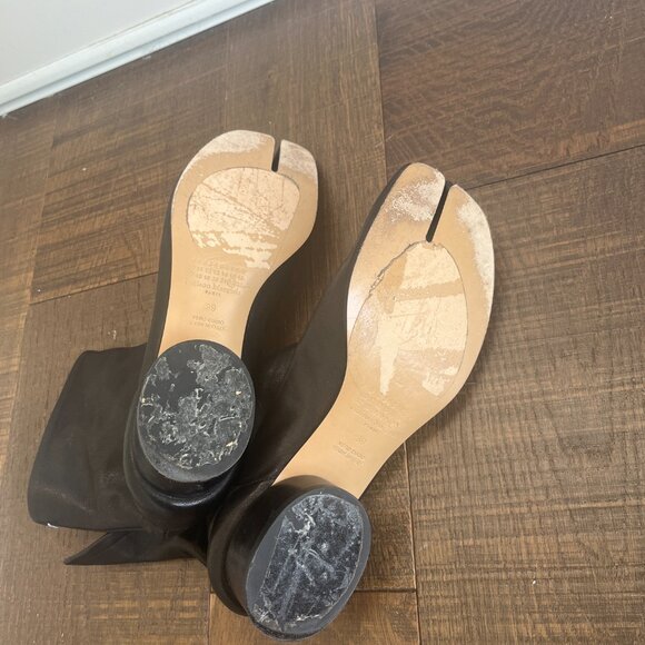 Maison Margiela Black Tabi Ankle Boots Size: 39 - Picture 4 of 6